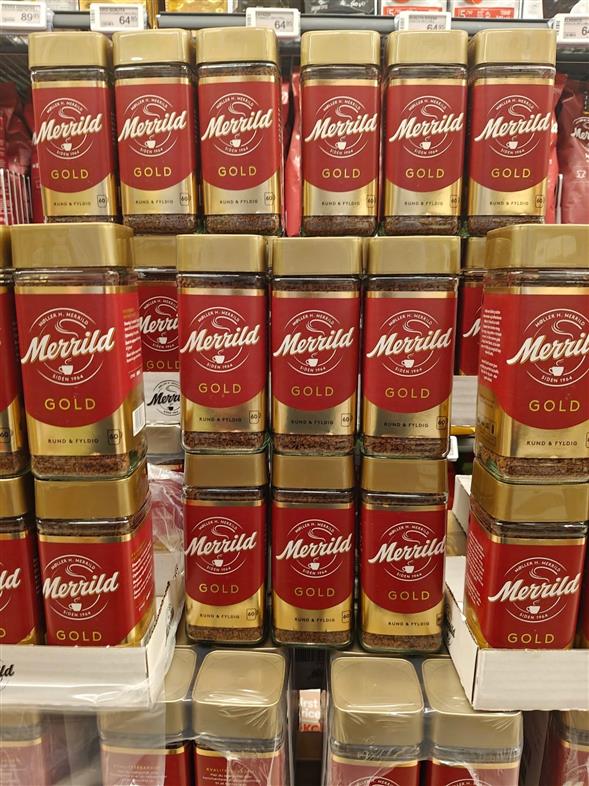 1 glas Merrild instant kaffe