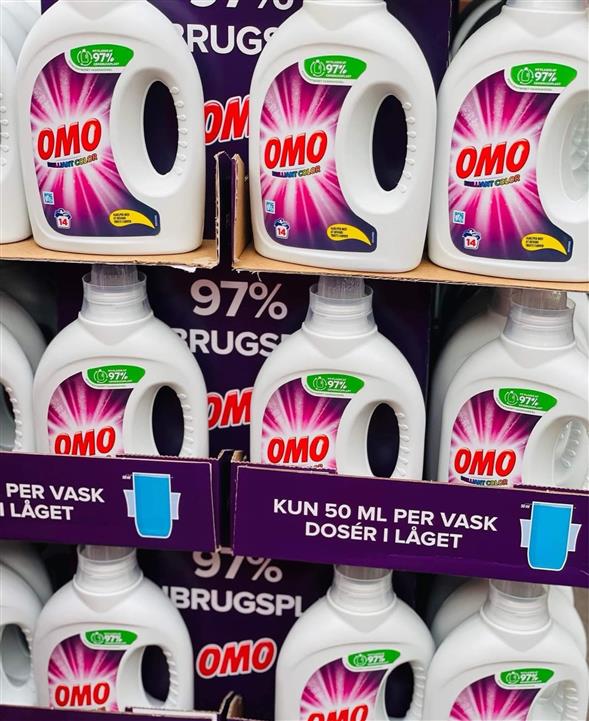 1 flaske Omo Color
