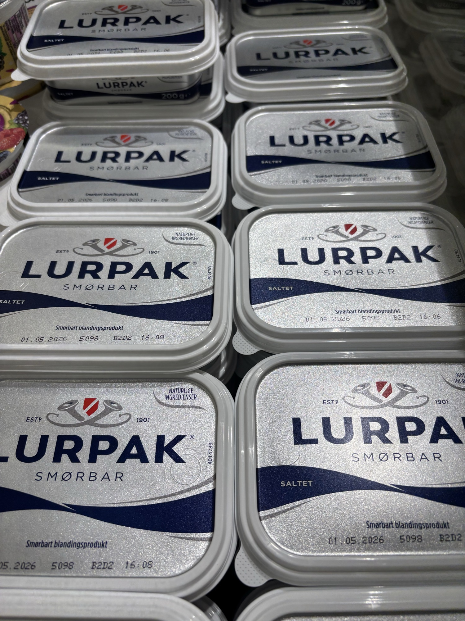 1 pakke Lurpak smør