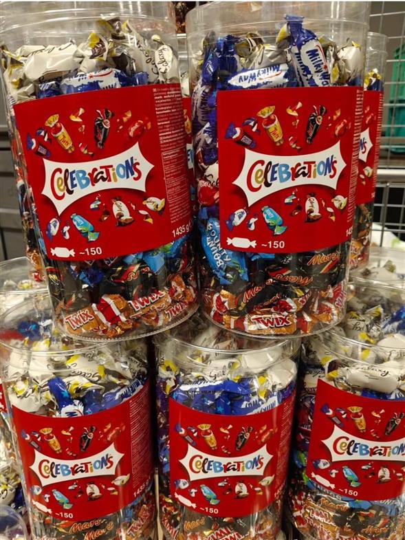 1 x Celebration chokolade