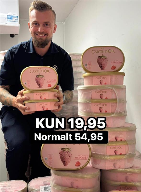 1 bæger Carte Dor Strawberry is